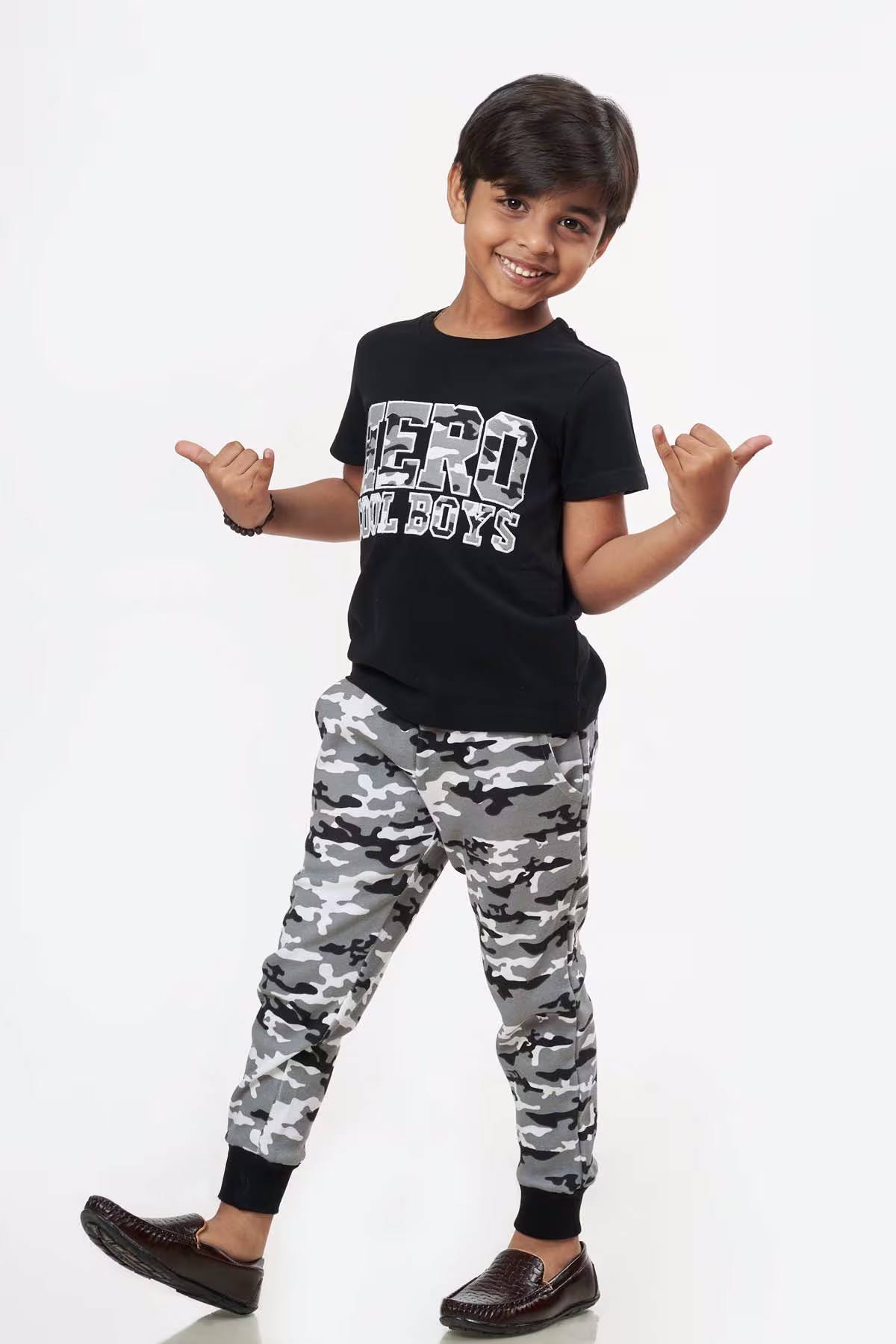 Creative kids fashion catalog photo for Bumblebees by Adzo Studio