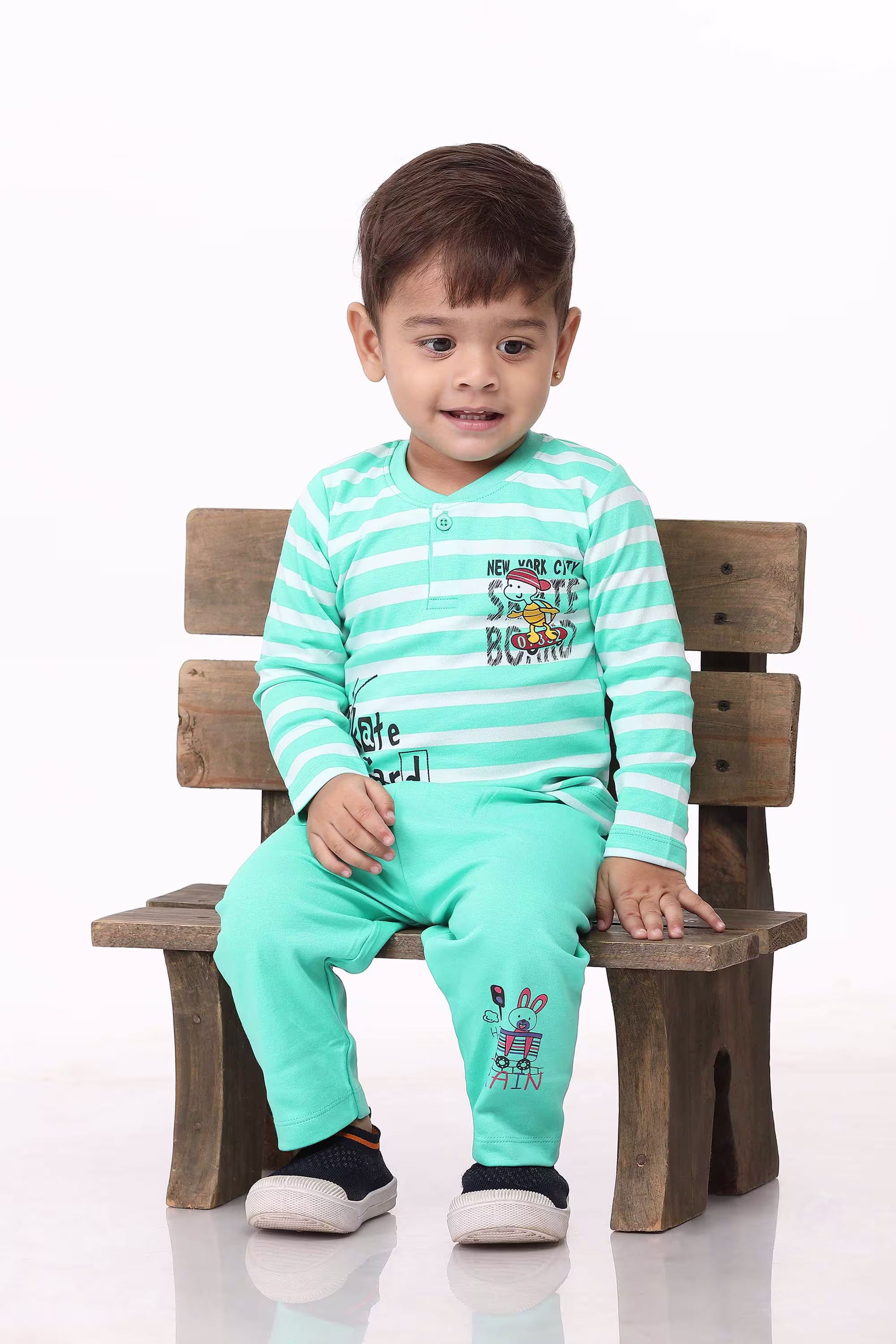 Selvas boyswear ecommerce photo by Adzo Studio
